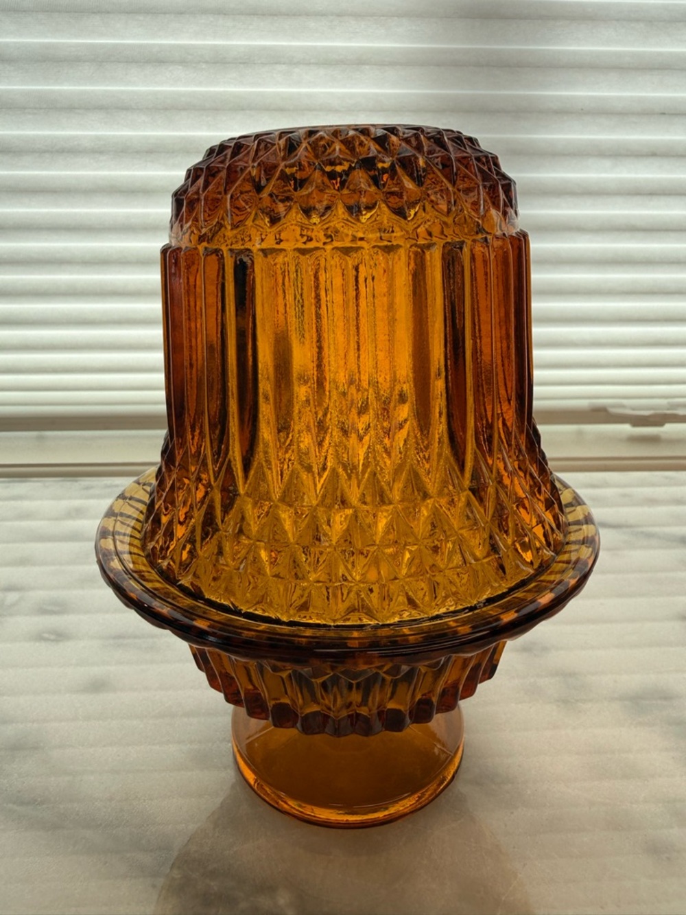Vintage Indiana Glass Amber Fairy Lamp Diamond Point Pressed Glass Pedestal - Picture 9 of 9